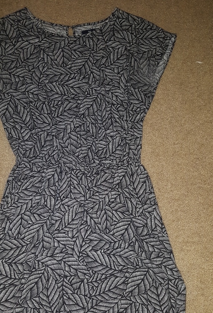 Dress with pockets